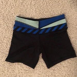 Lululemon Reverse Groove Short (Regular)